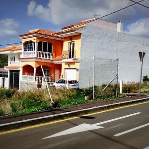 https://wifi-tenerife-sur-guest-house.adeje-hotels.com