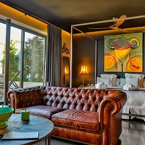 https://hotel-lobby-room-sevilla.es-andalucia.com